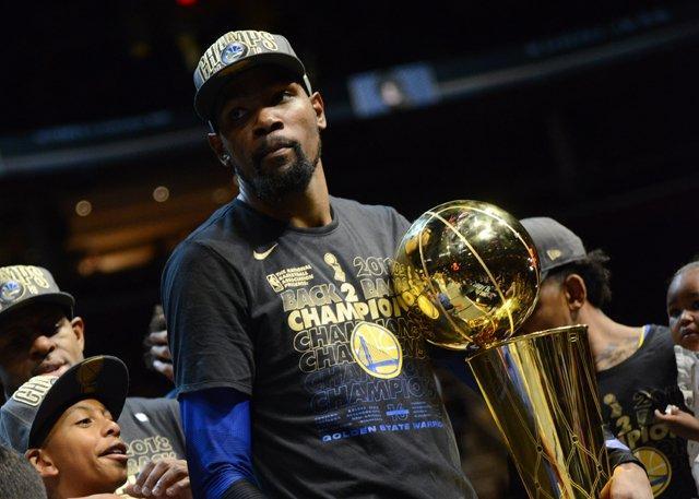 微博话题讨 微博话题讨