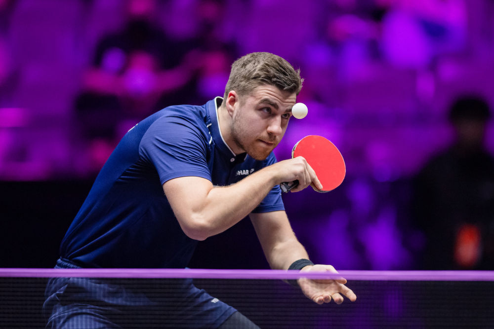 赛中的一项 赛中的一项