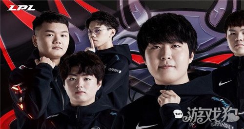 也同样受到 也同样受到