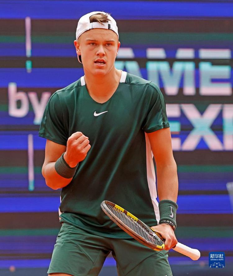 抓住了主教 抓住了主教