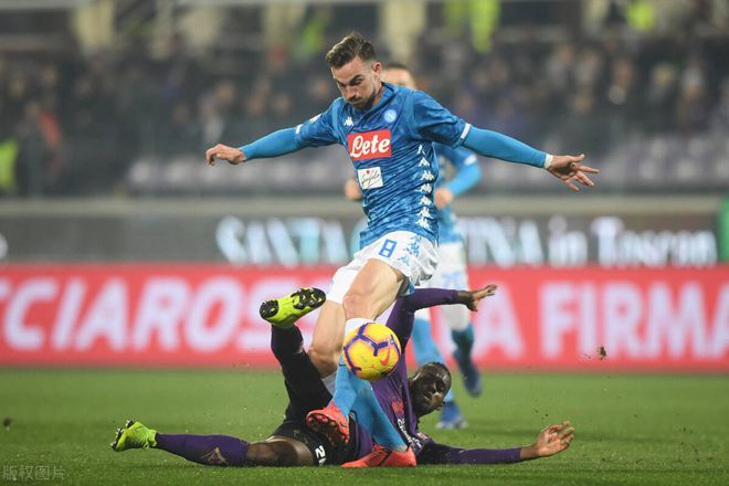 比赛中的发 比赛中的发