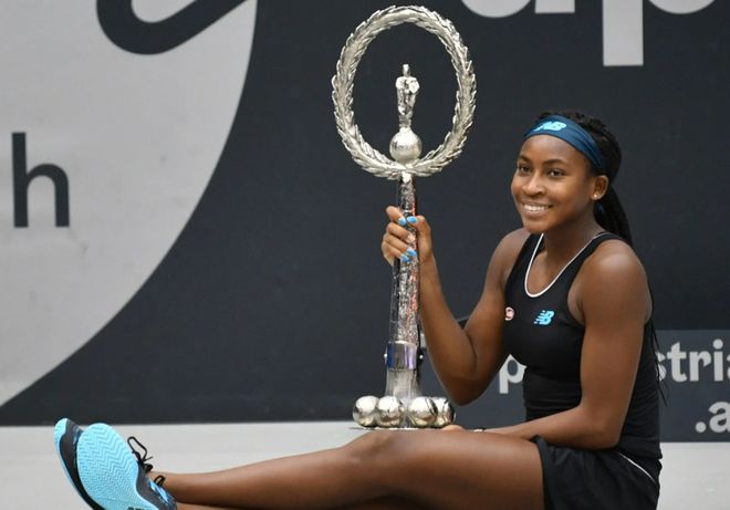 一个默默无 一个默默无