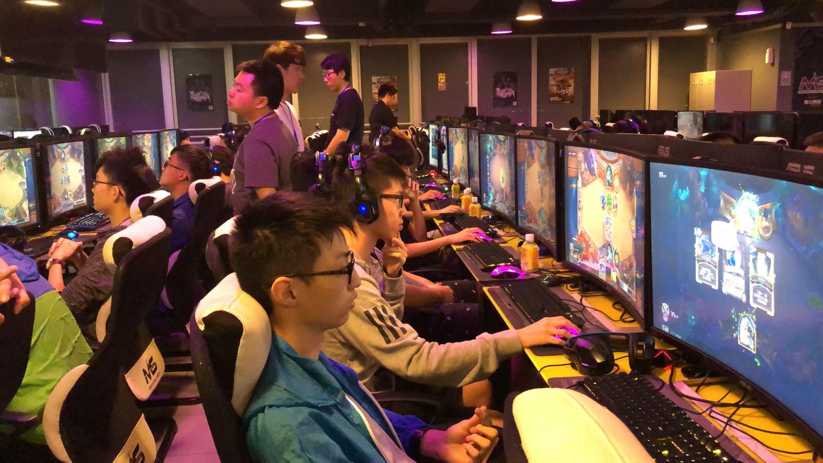 一直保持着 一直保持着